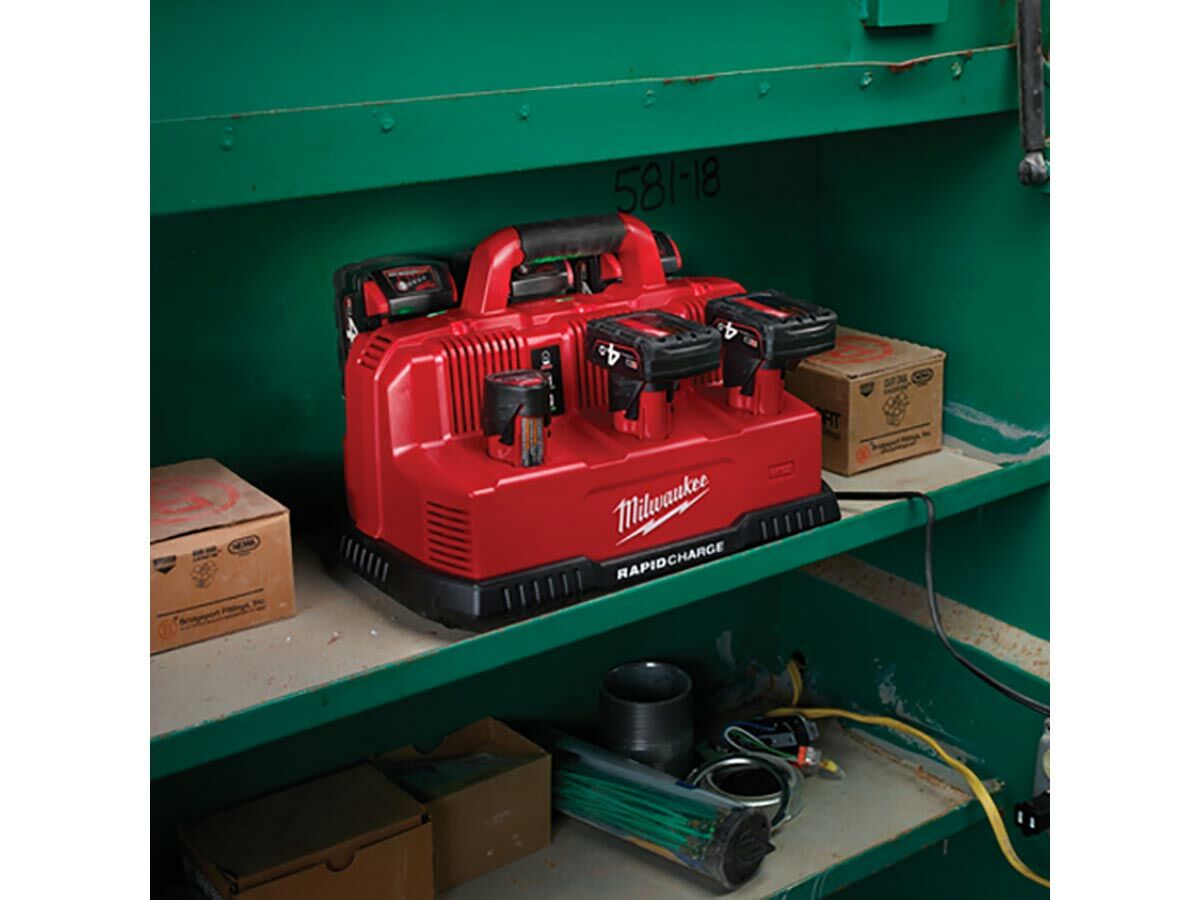 Milwaukee M12-M18 Rapid Charge Station