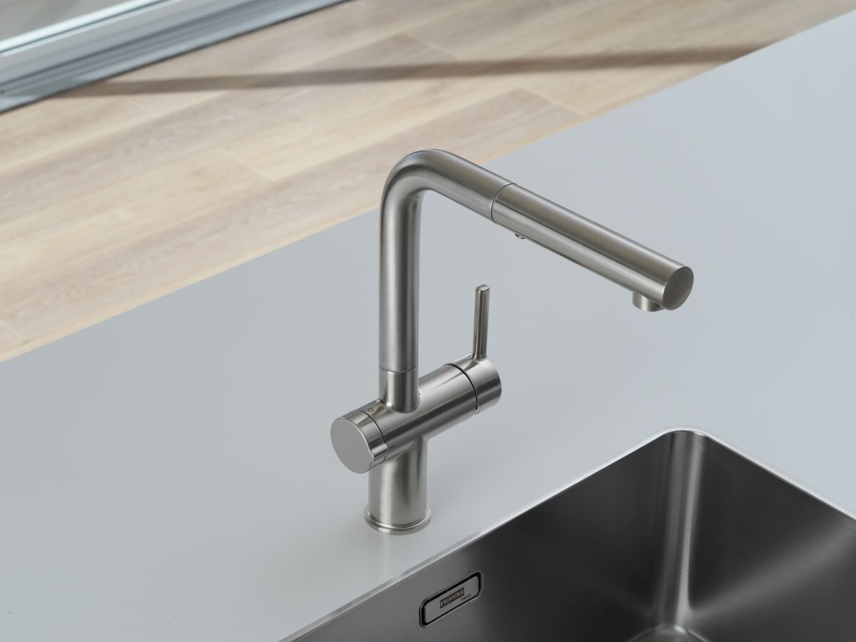 In Situ 5 - Franke Active Twist Pull Out Sink Mixer Only Brushed Chrome (5 Star) Lead Free