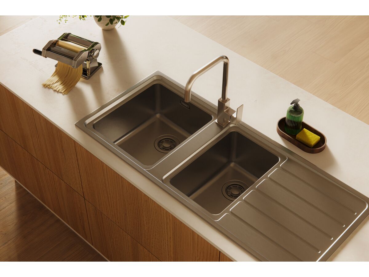 In Situ - Memo Oscar Inset Left Hand 1 & 1/2 Bowl & Drainer Sink Overflow 1 Taphole