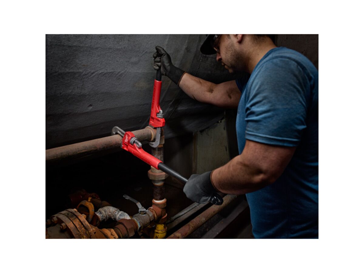 Milwaukee Cheater Pipe Wrench