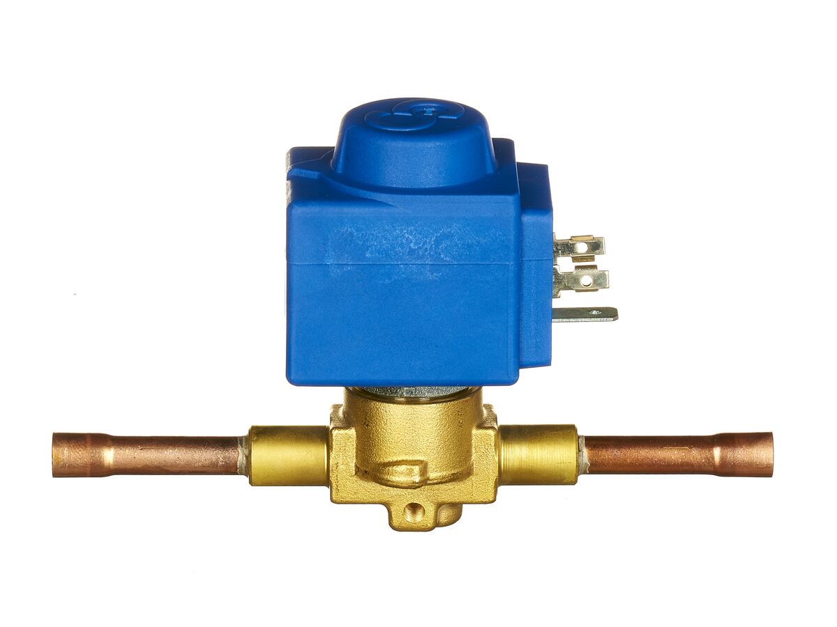 Castel Solenoid Valve 1/4" Solder 1028/2A7