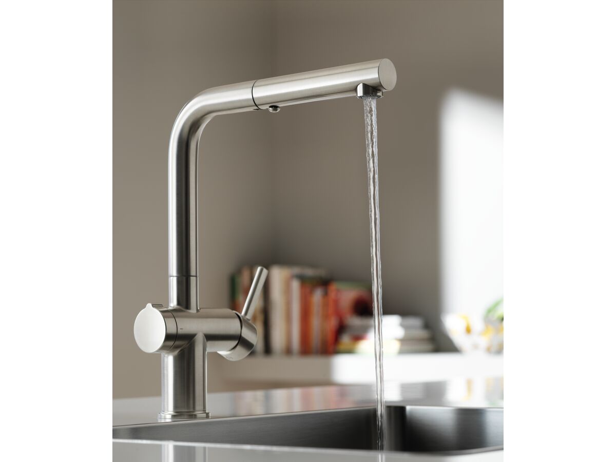 In Situ 3 - Franke Active Twist Pull Out Sink Mixer Only Brushed Chrome (5 Star) Lead Free