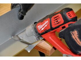 Milwaukee Metal Shear Skin 18V