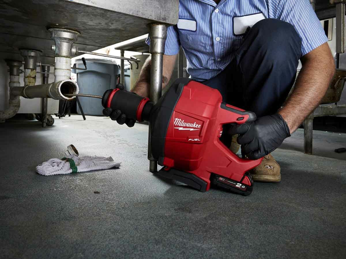 Milwaukee Cordless Drain Snake Kit M18