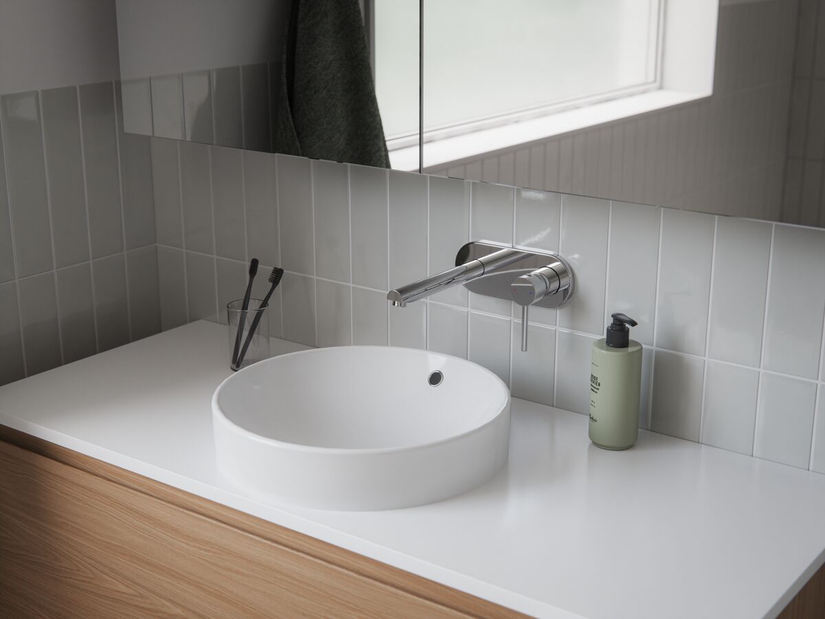 In Situ - Posh Bristol Round Semi Inset Basin with Overflow No Taphole 400mm White