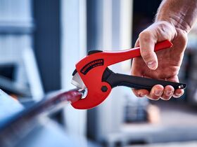 Rothenberger Rocut Plastic Pipe Shears 26mm