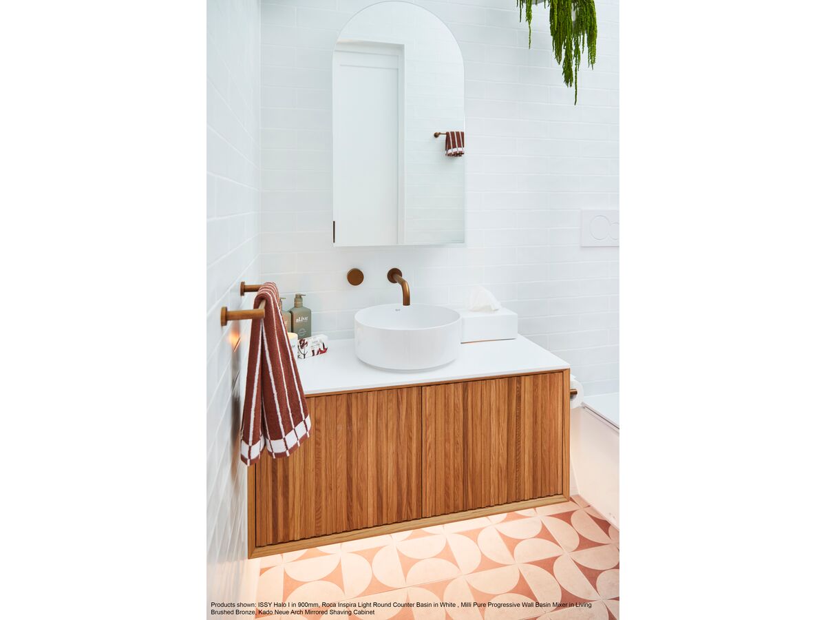 H5 RM1 Guest Bathroom Eliza and Liberty-001