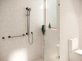 In Situ - Mizu Commercial Bathroom - Shower - Brushed Gunmetal