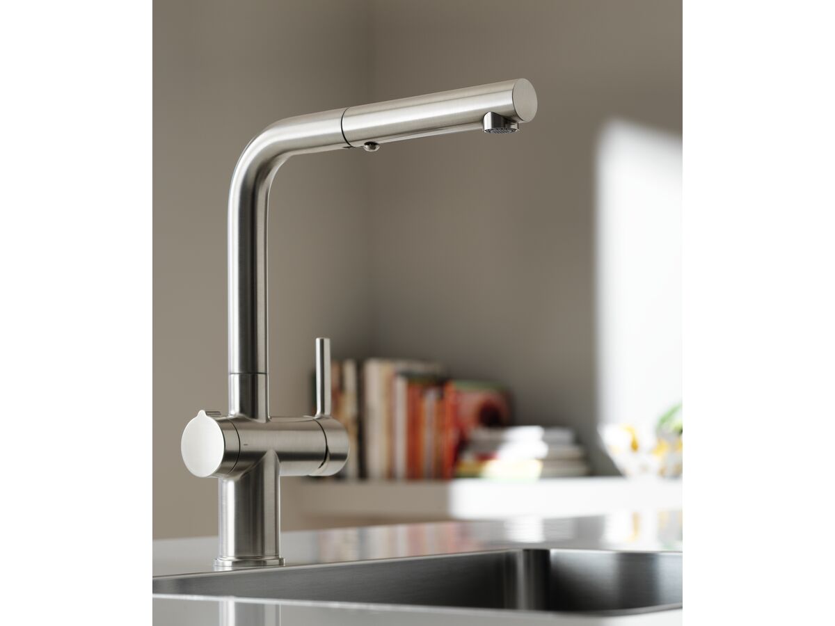 In Situ 2 - Franke Active Twist Pull Out Sink Mixer Only Brushed Chrome (5 Star) Lead Free