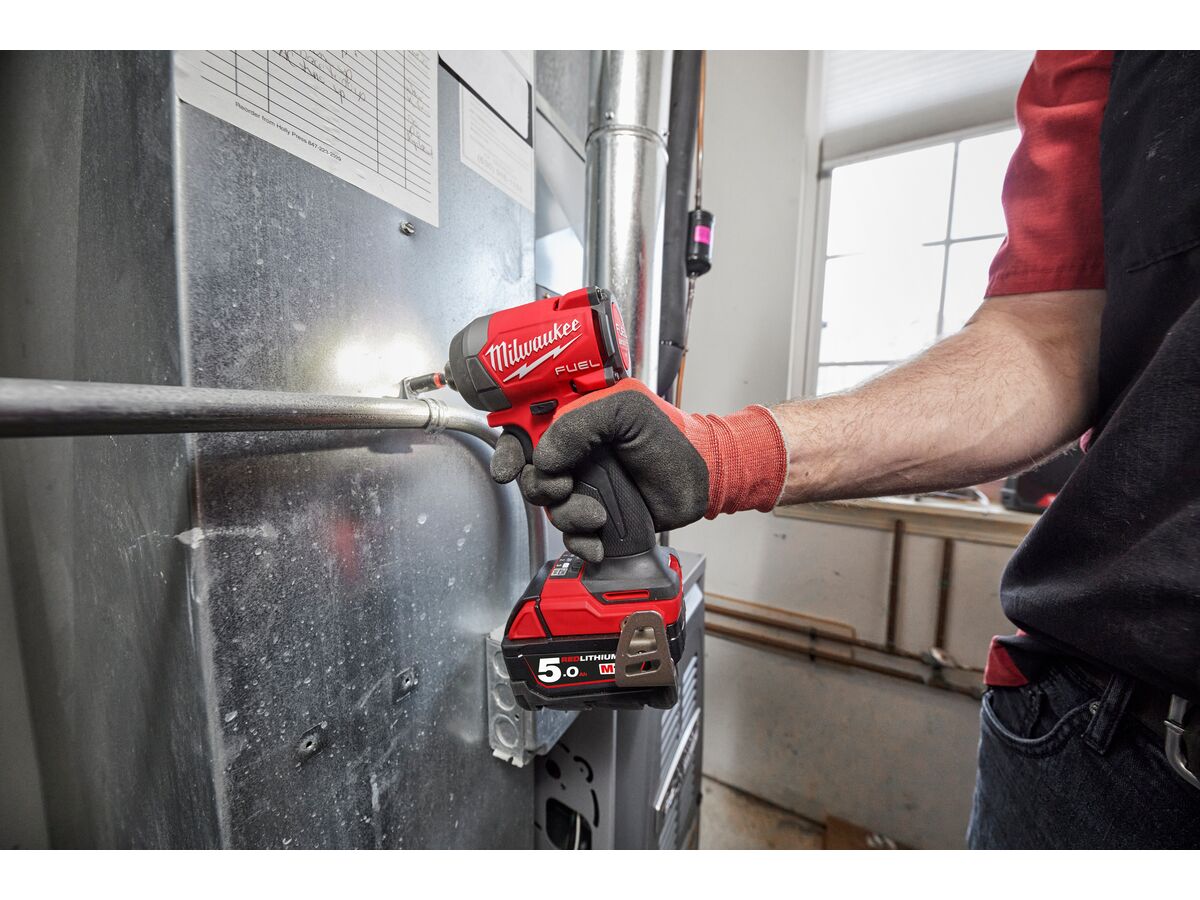 Milwaukee M18 Fuel 1/4" Hex Impact Driver 18V - Tool Only