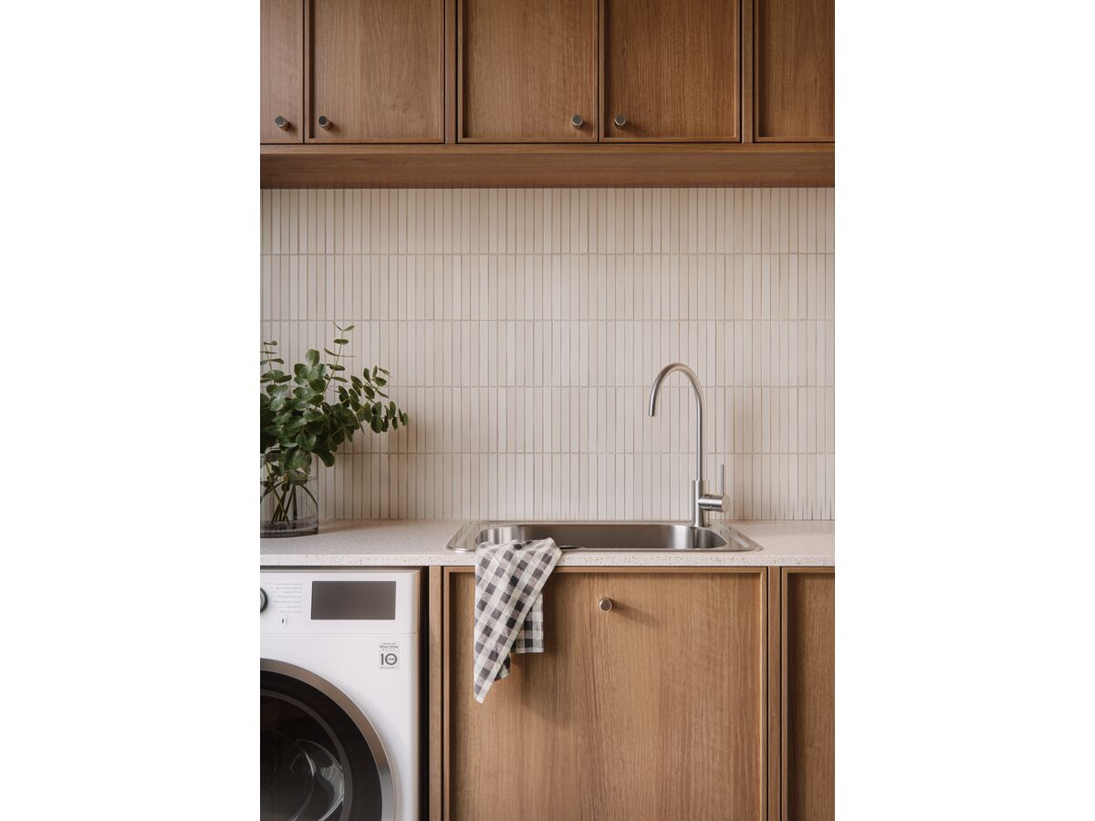 Posh Laundry (Sink)