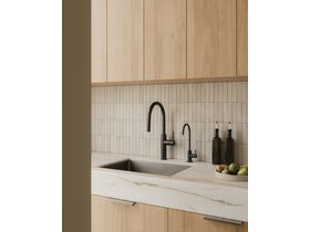 In Situ - Mizu Drift Filter Tap System Matte Black Lead Free