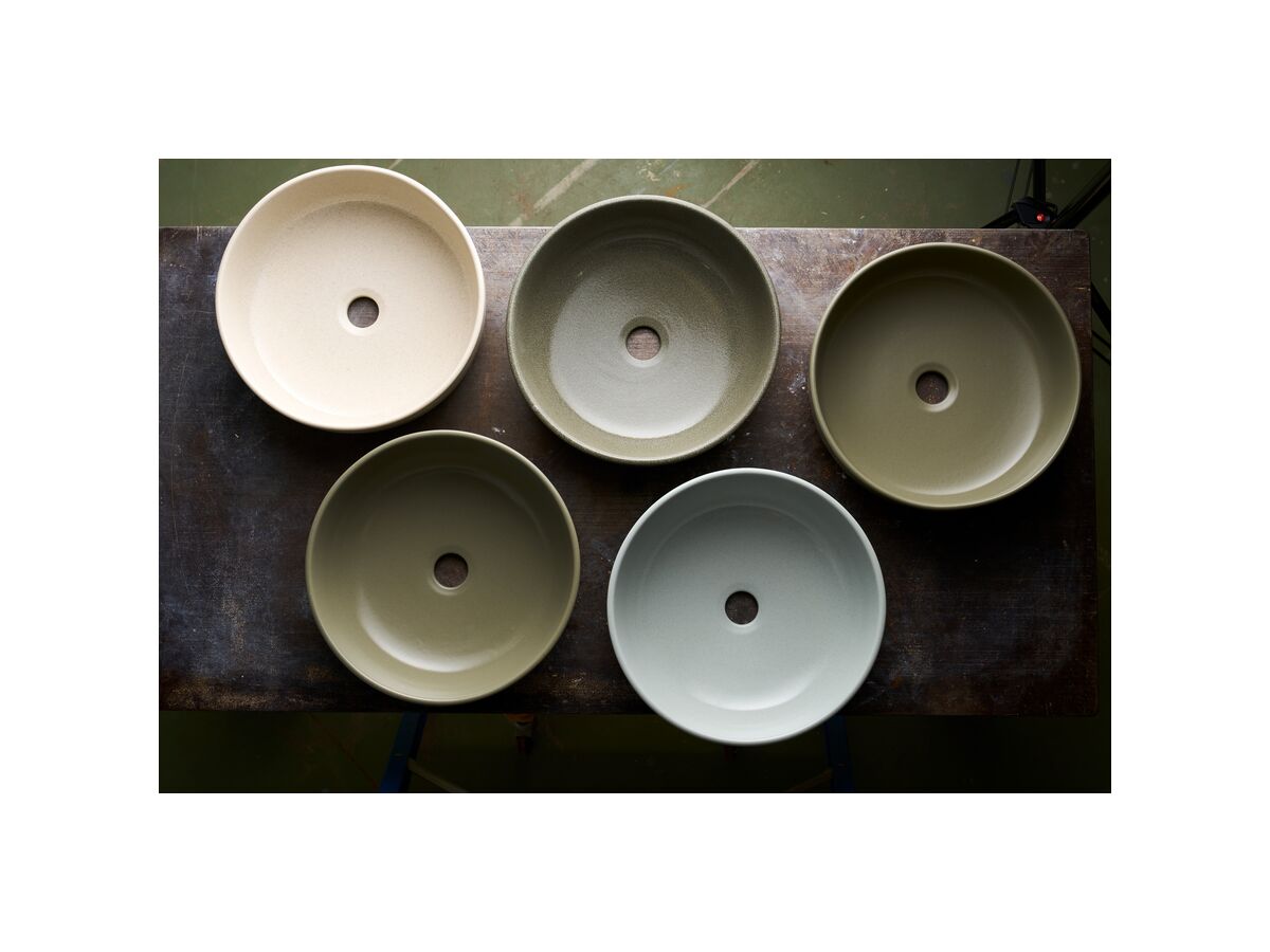 In Situ - Robert Gordon Potters 370mm - General Collection