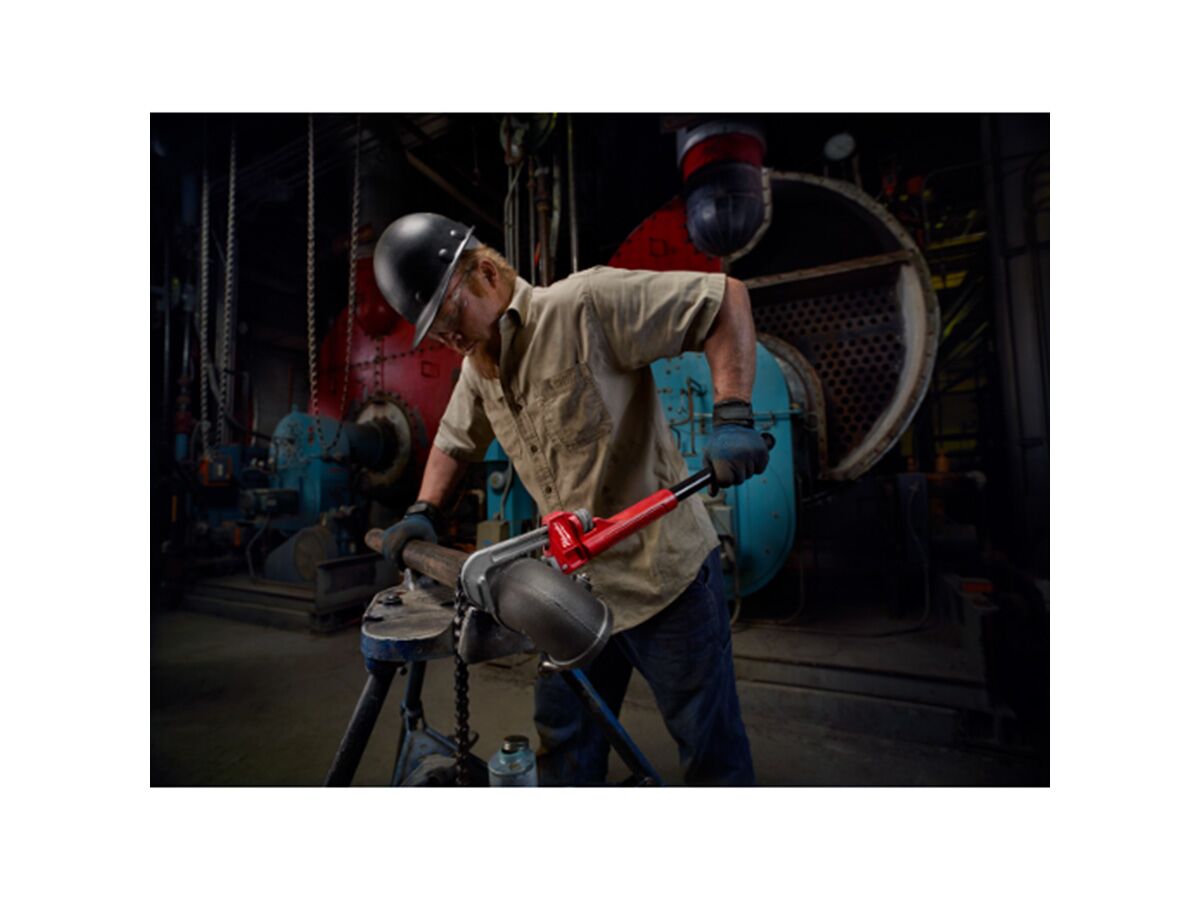 Milwaukee Cheater Pipe Wrench