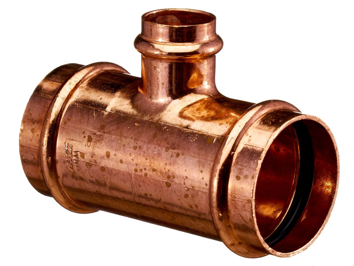 >B< Press Water Reducing Tee 40mm x 40mm x 32mm