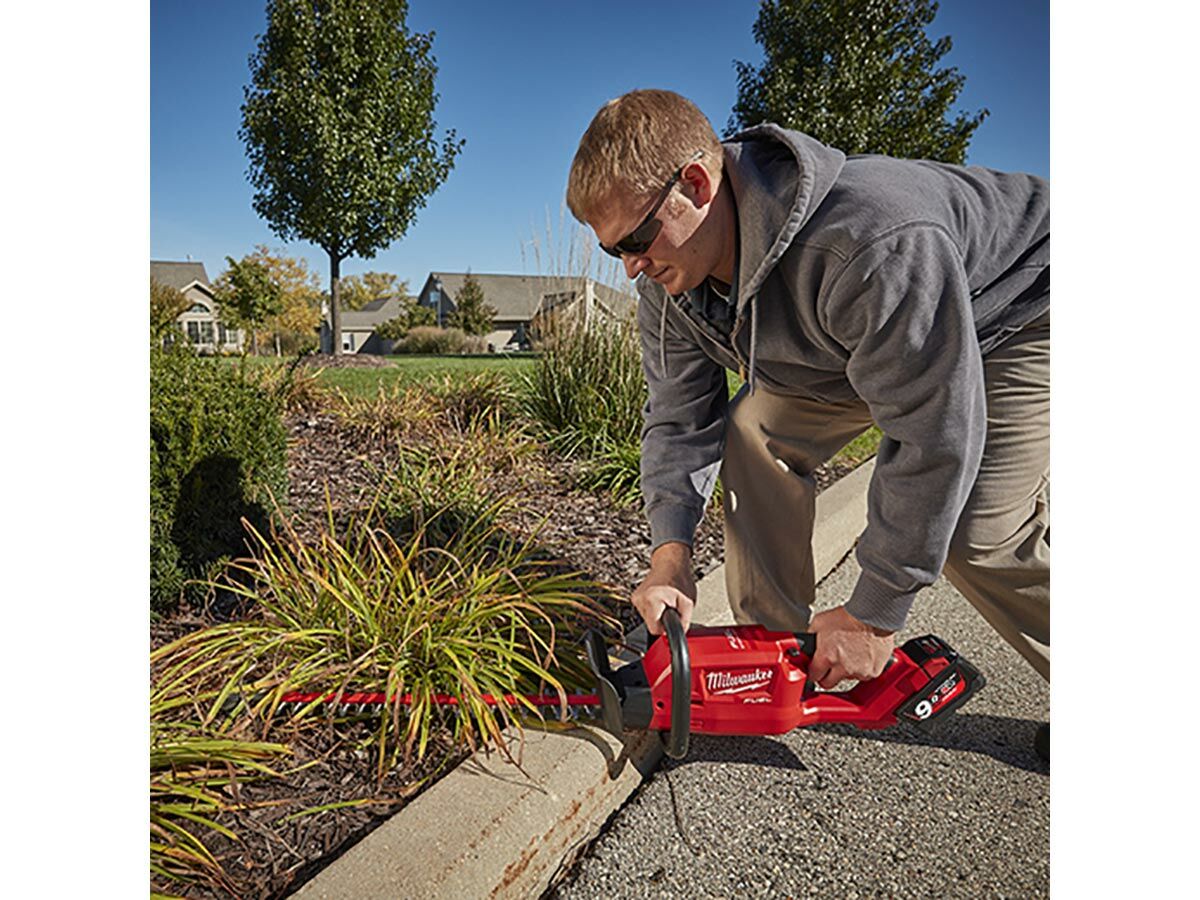 M18 Fuel Hedge Trimmer - Tool only
