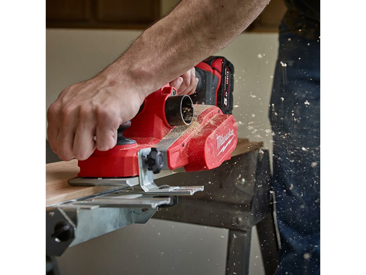Milwaukee 82mm Planner 18V