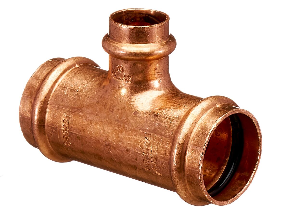 >B< Press Water Reducing Tee 32mm x 32mm x 20mm