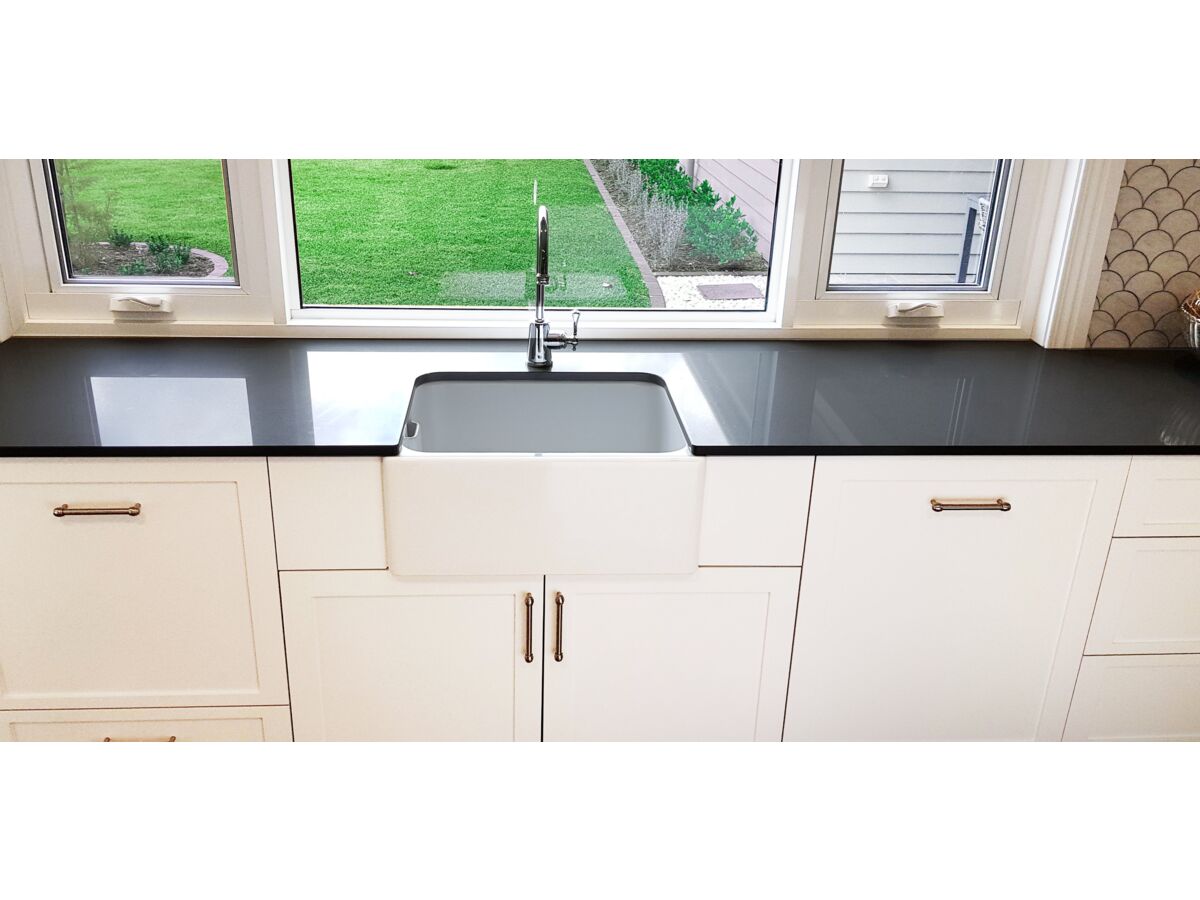Belfast Fine Fireclay Butler Sink with Internal Overflow 60cm x 46cm