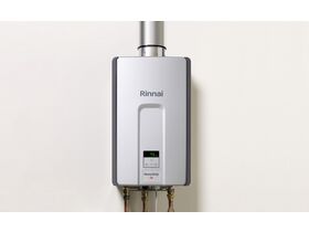 Rinnai Commercial Continuous Flow HD28 Internal
