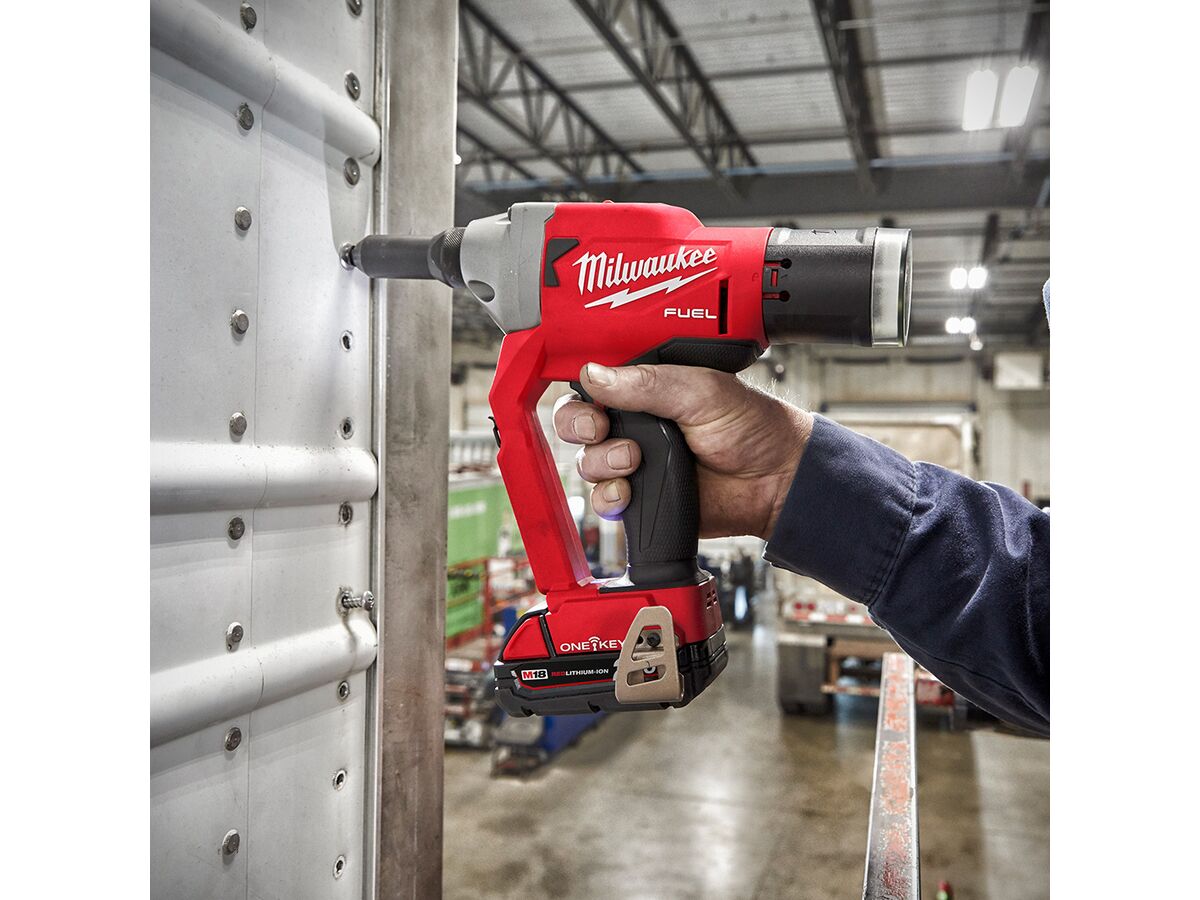Milwaukee M18 Fuel 1/4" Rivet Tool with ONE-KEY (Tool Only)