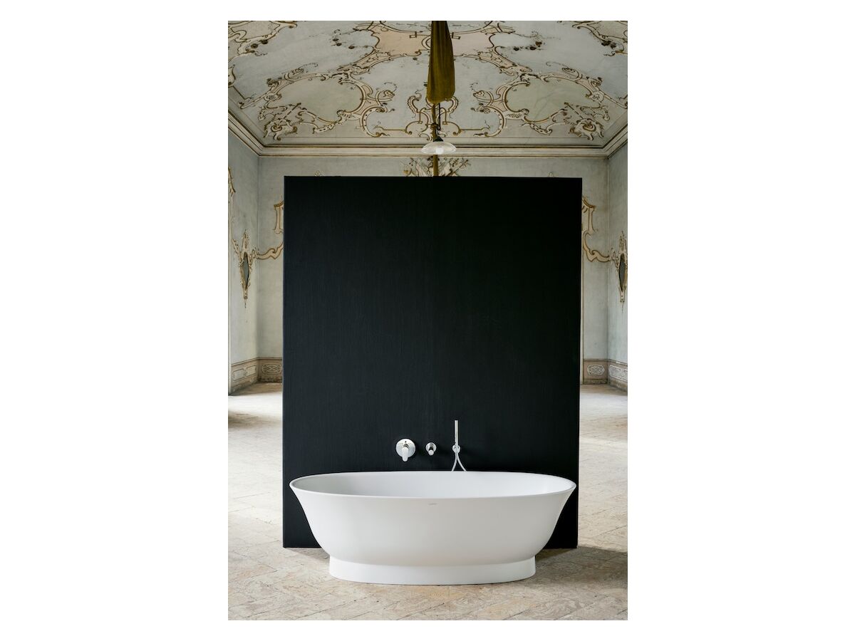 LAUFEN New Classic Freestanding  Bath 1900mm with Overflow Waste White