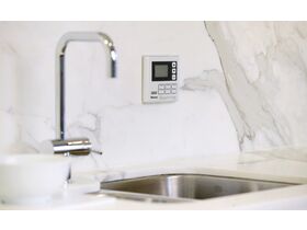 Rinnai Deluxe Kitchen Controller White