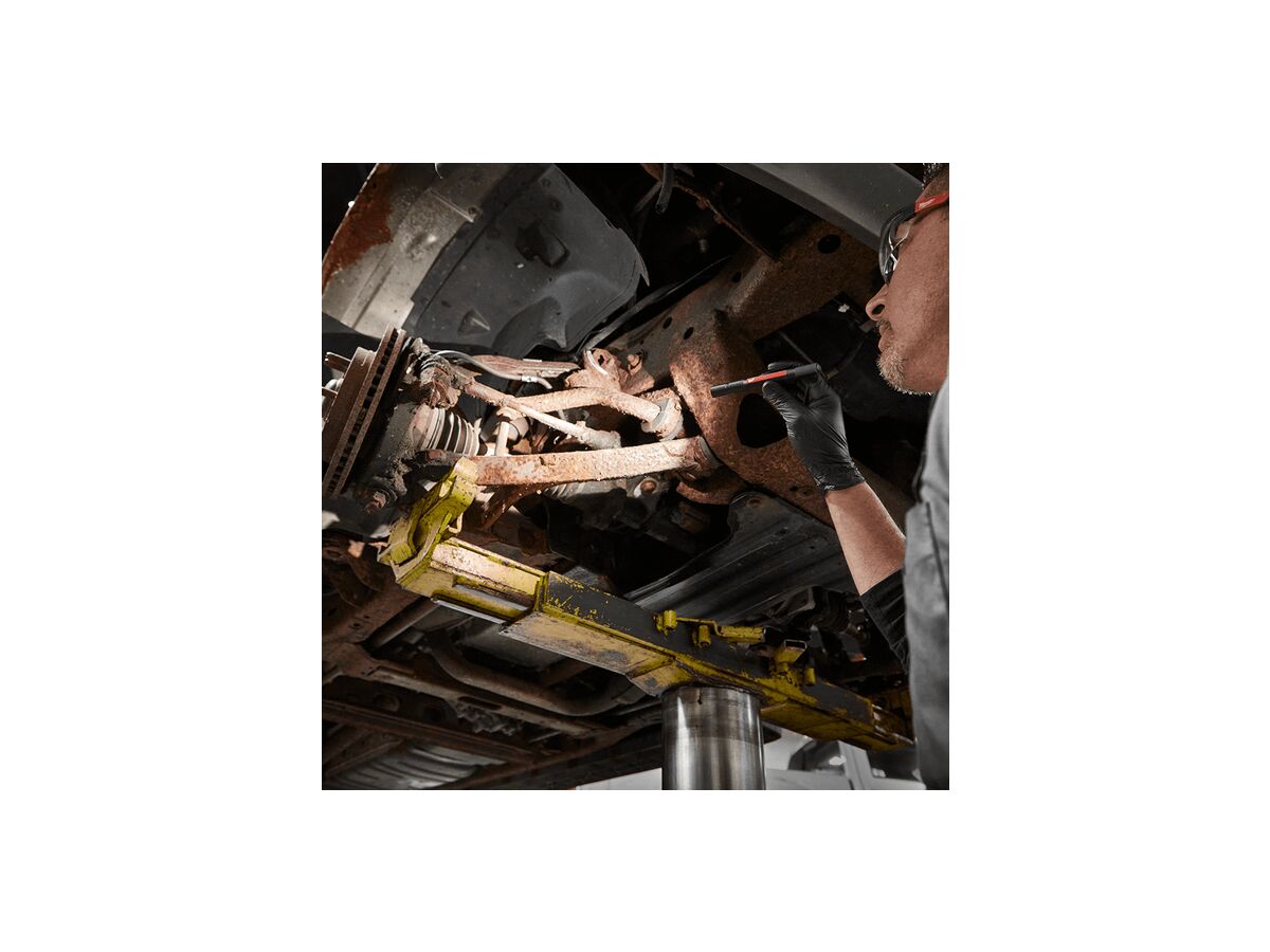 Milwaukee Internal Rechargeable Penlight 250 Lumen from Reece