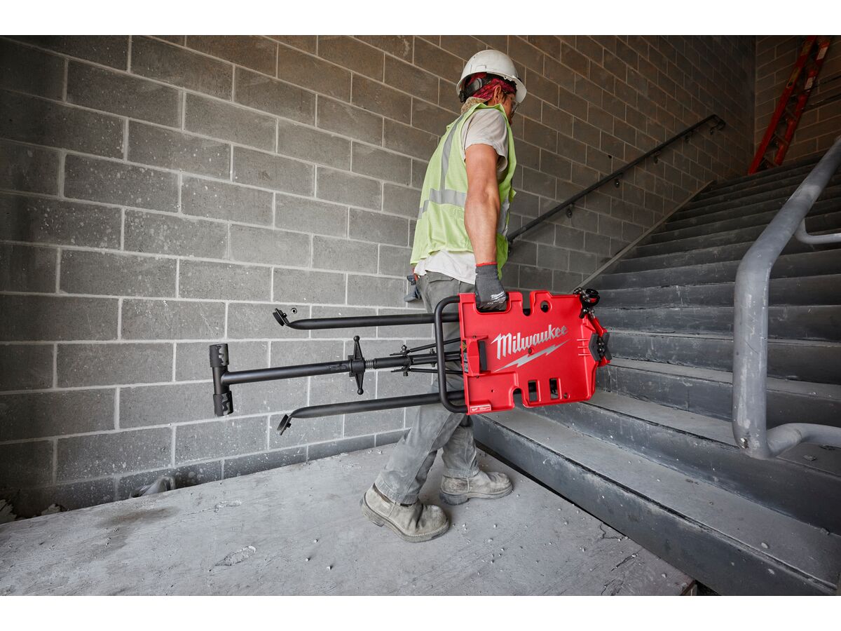 Milwaukee 152mm Tripod Chain Vise