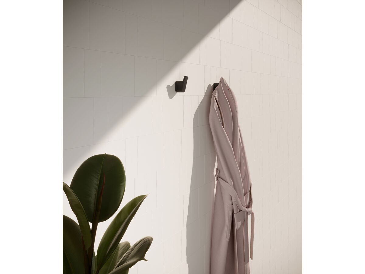 Milli Meld Edit Robe Hook Matte Black from Reece