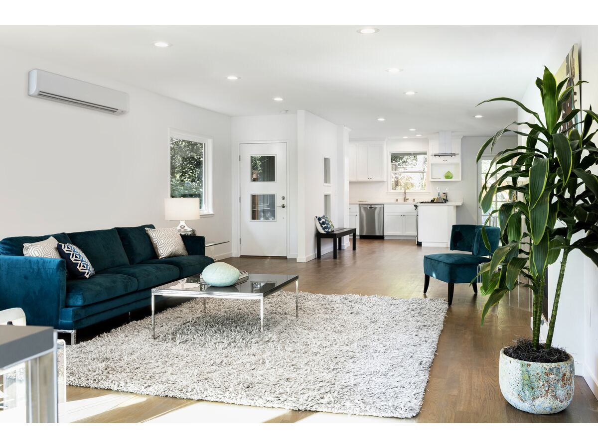 Mhi R32 SRK/SRC80ZRAS 8.0kw Bronte Wall Hung Split Air Conditioner Kit