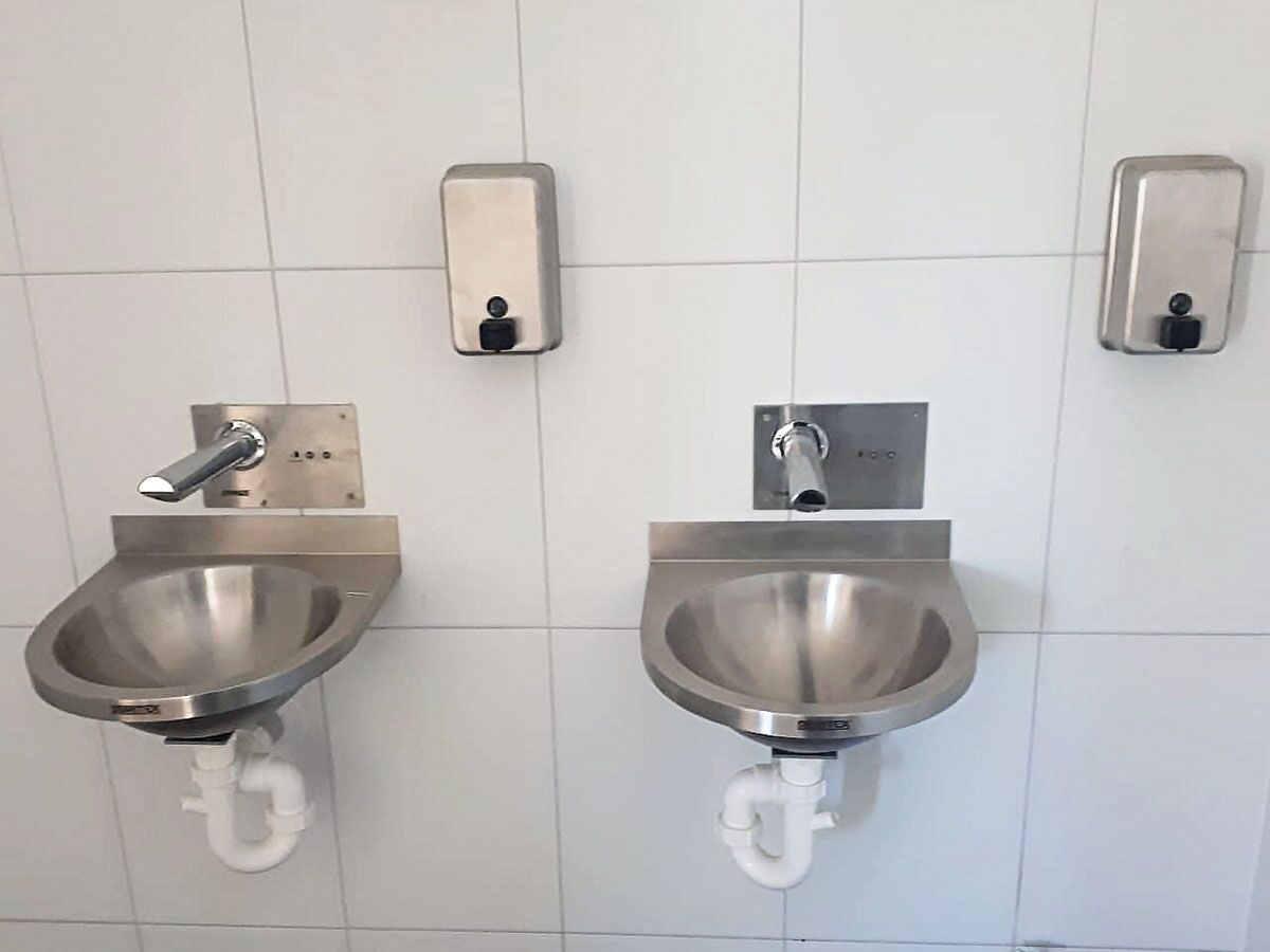 Britex Wall Mounted Round Basin Stainless Steel