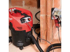 Milwaukee 30L L-Class Dust Extractor