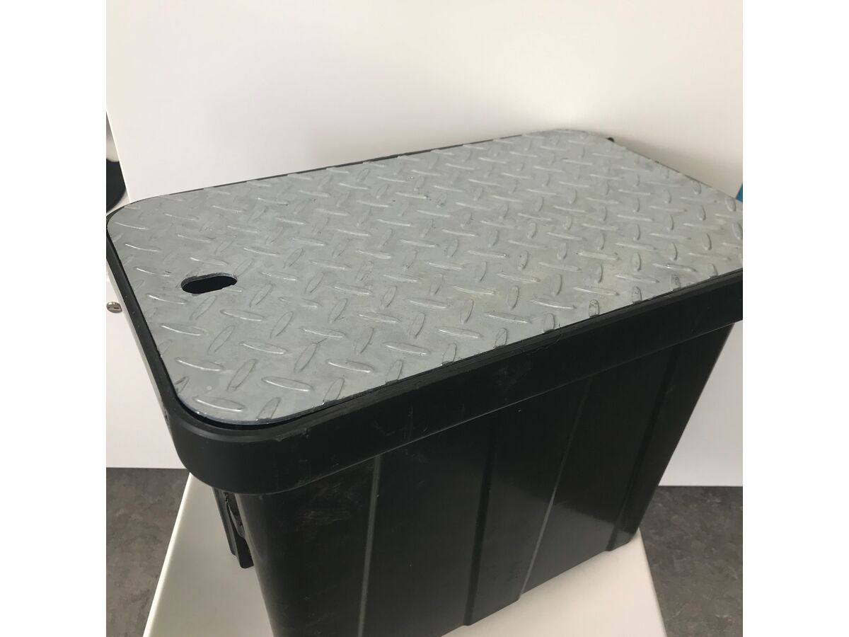 Strongcast Large Meter Box with Gal Check Lid from Reece