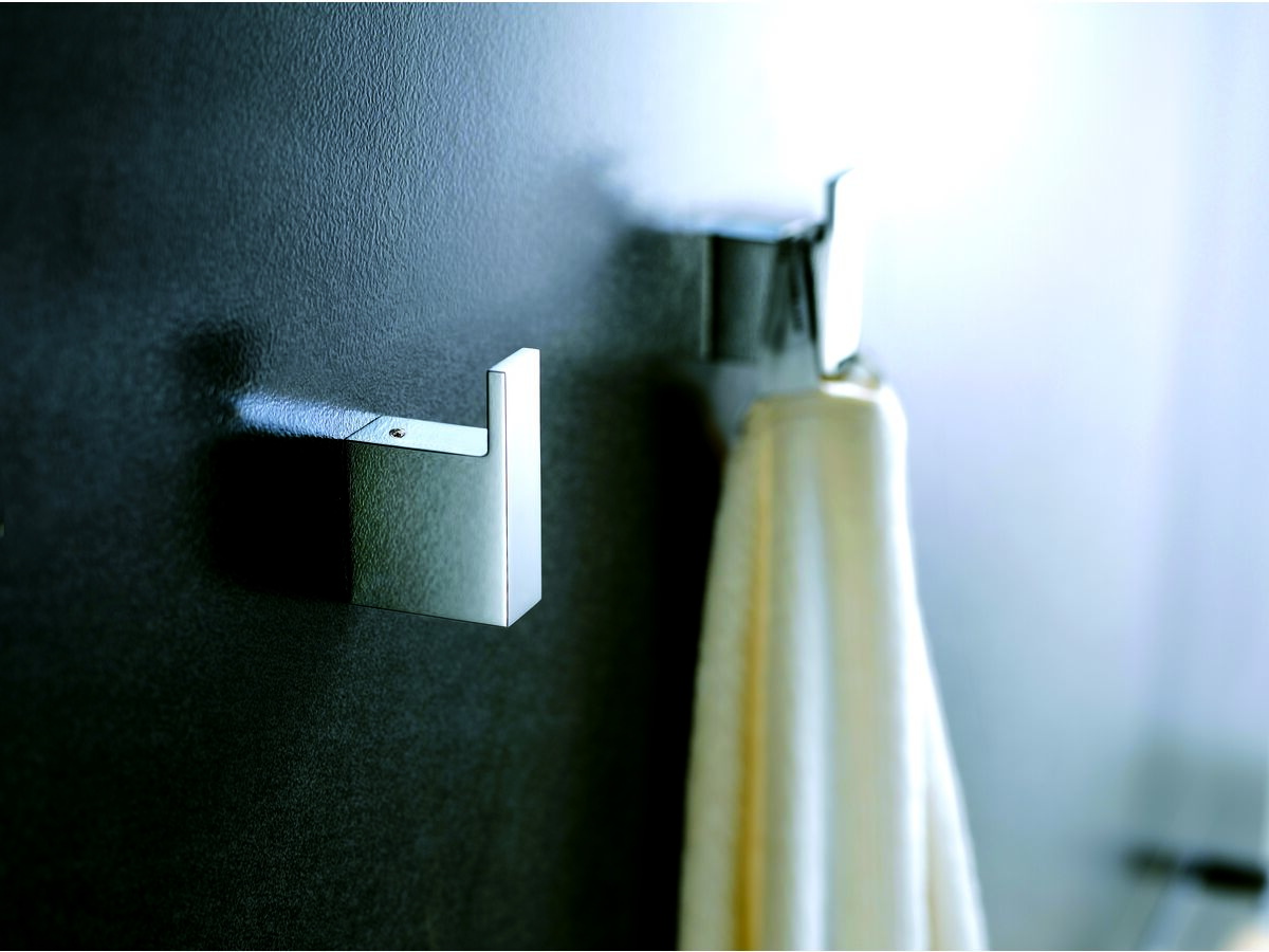 Milli Edge Robe Hook Chrome