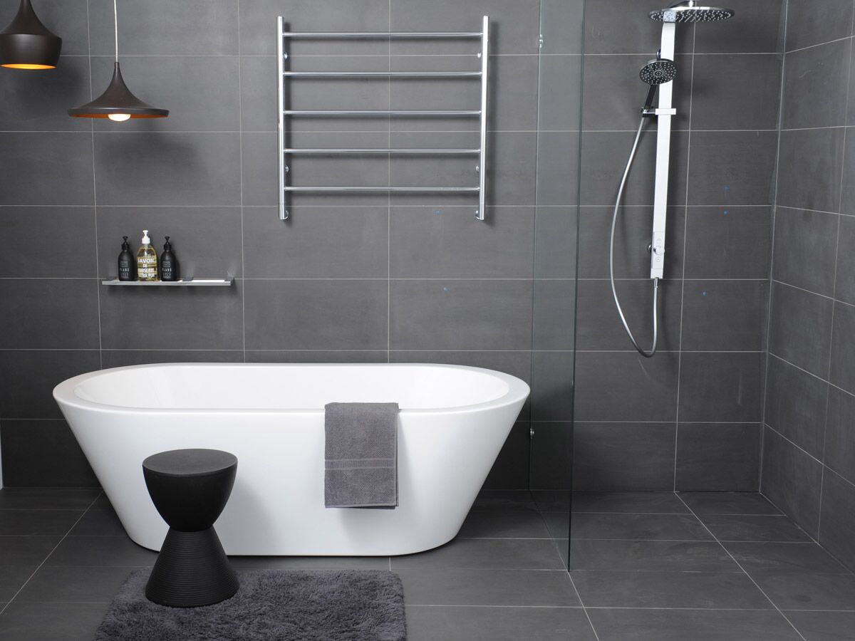 Kado Lussi Heated / Non Heated Towel Rail Wall Mount Chrome