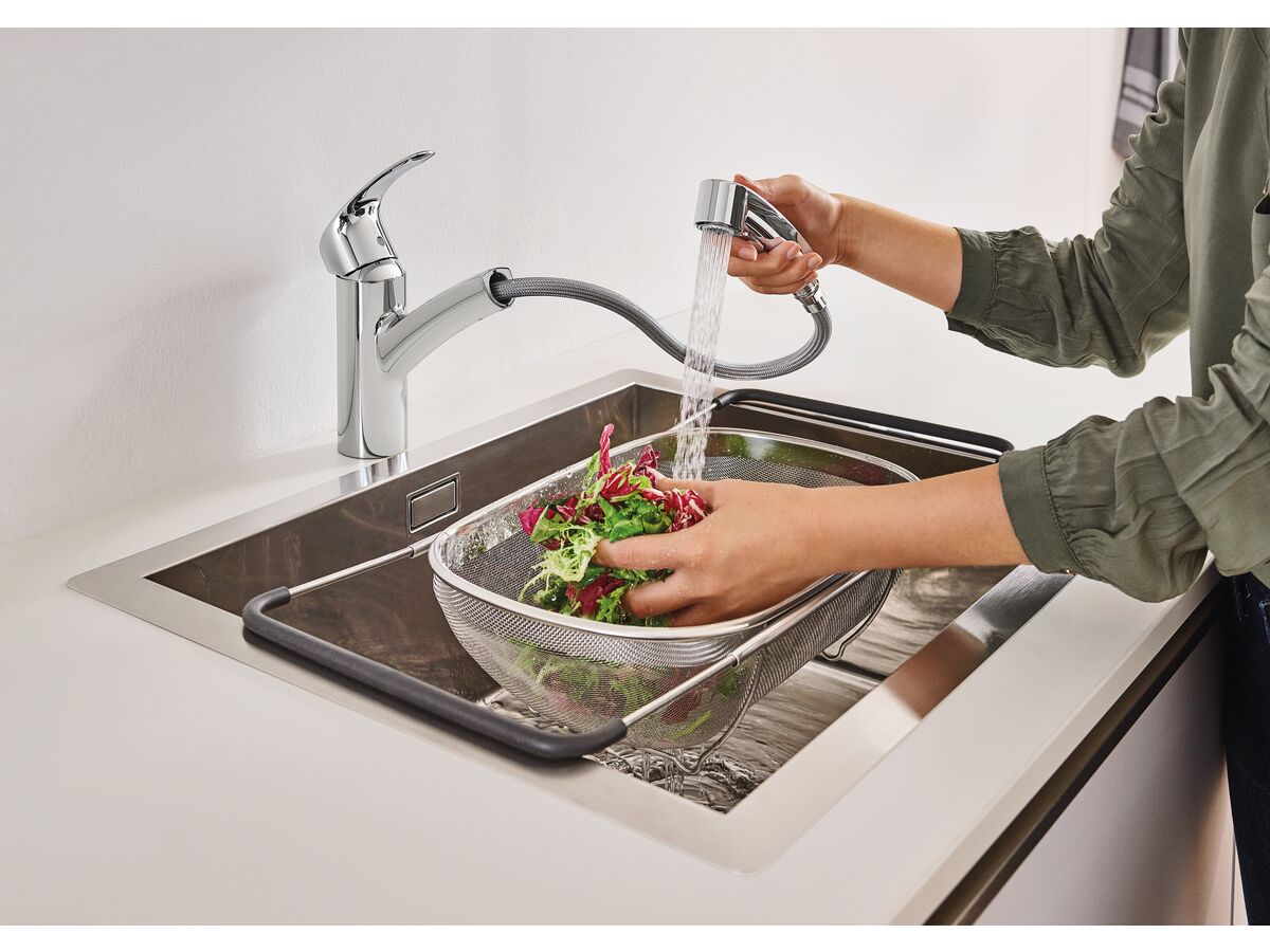 GROHE Eurosmart New Pull Out Sink Mixer Tap Chrome (4 Star) from Reece