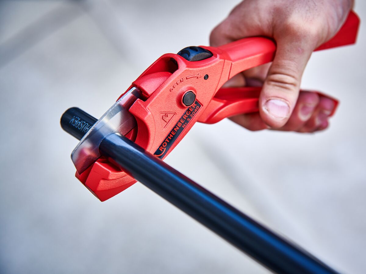 Rothenberger Rocut Plastic Pipe Shears 32mm from Reece